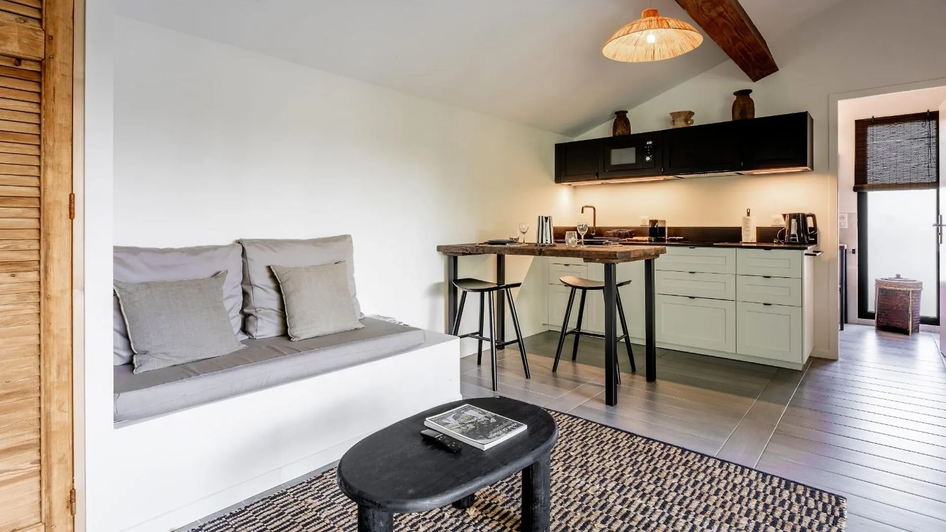 La Cabane Du Cap - 3 Stars - Parking - Terrace Aix-en-Provence Franciaország